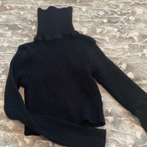 Fashion Nova Ribbed Turtleneck Crop Top